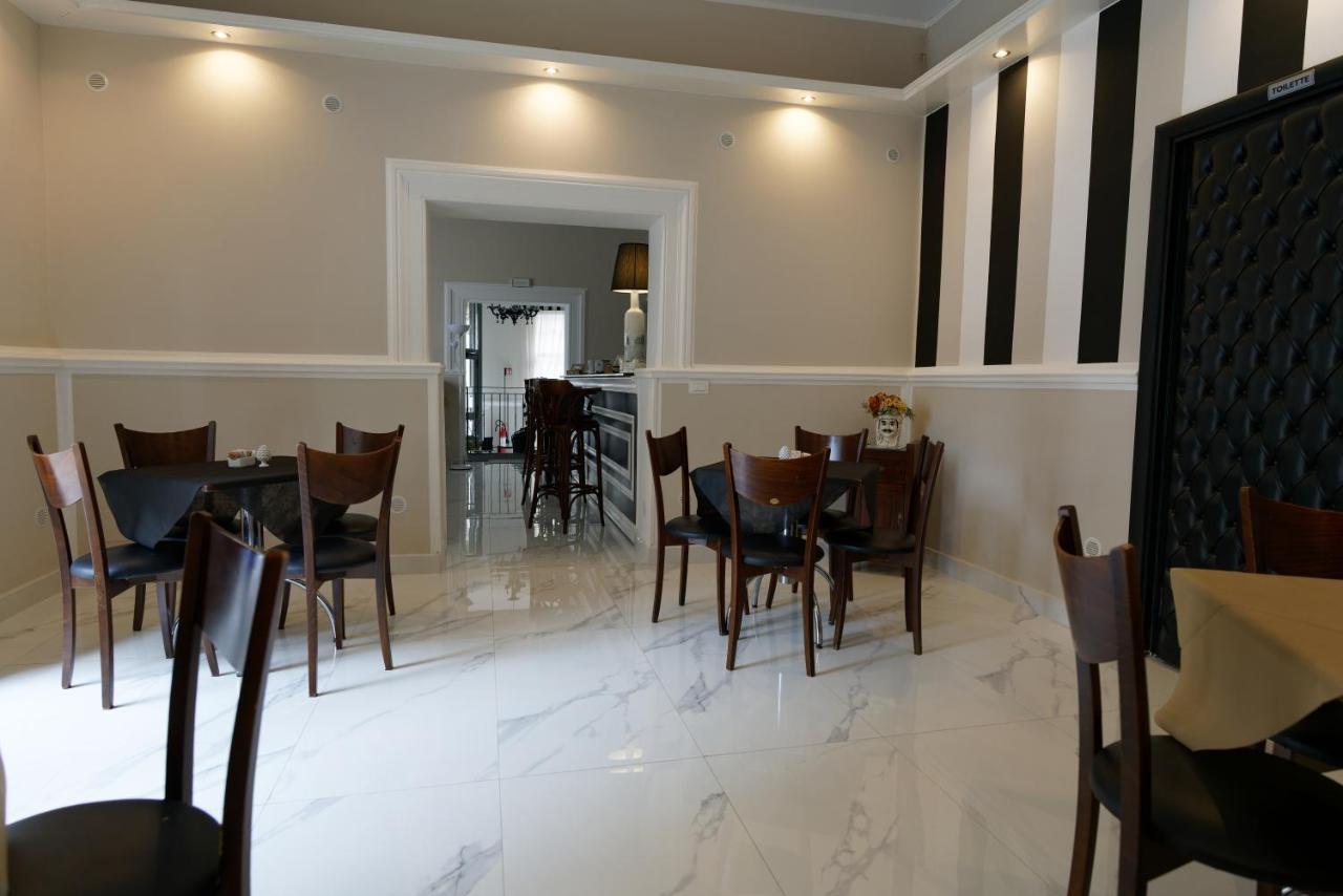 Hotel Sant'Elia Месина Екстериор снимка