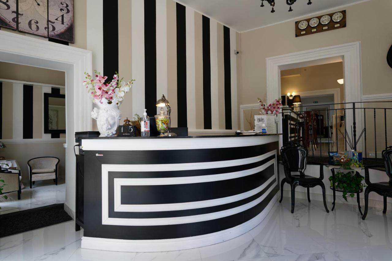 Hotel Sant'Elia Месина Екстериор снимка