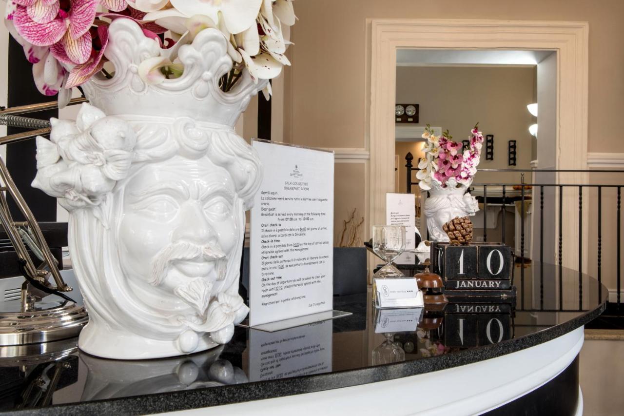Hotel Sant'Elia Месина Екстериор снимка