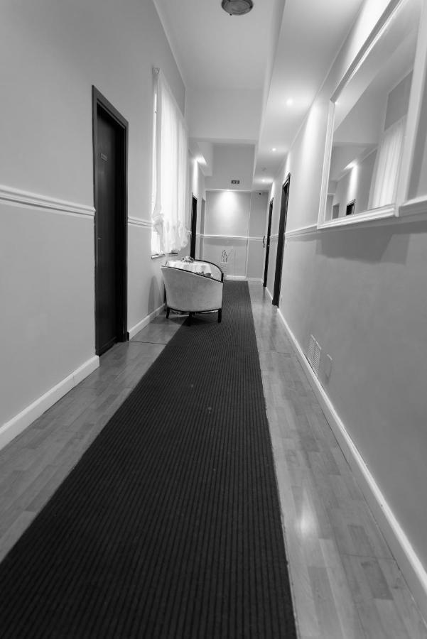 Hotel Sant'Elia Месина Екстериор снимка
